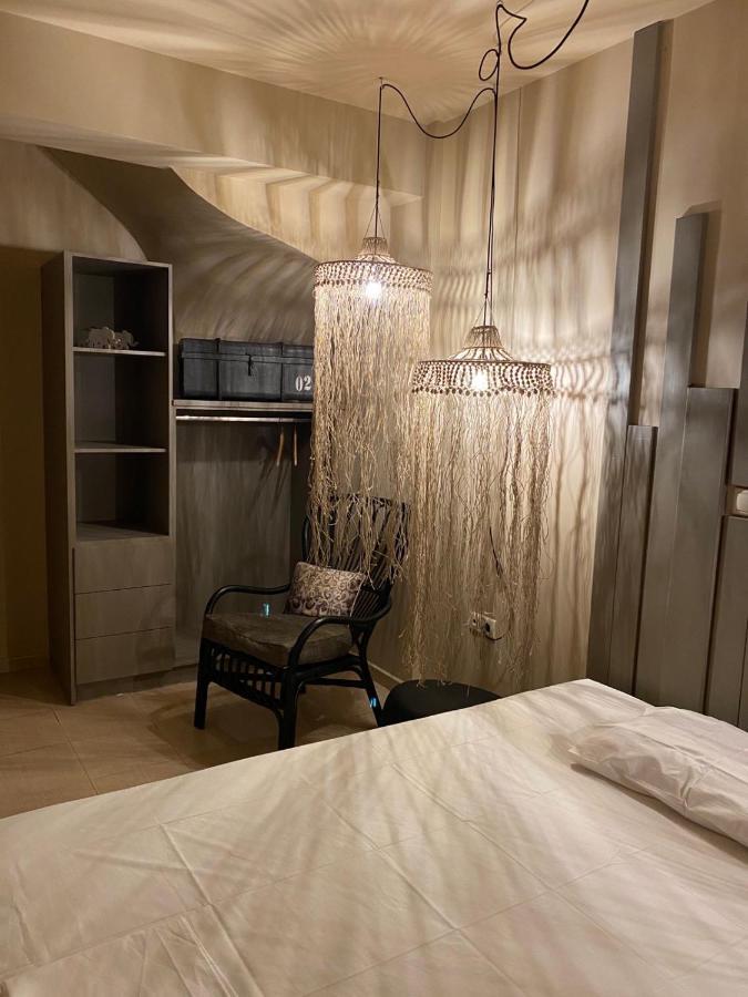 Luxurious Maisonette In The Countryside With A Pool กาลาวริตา ภายนอก รูปภาพ